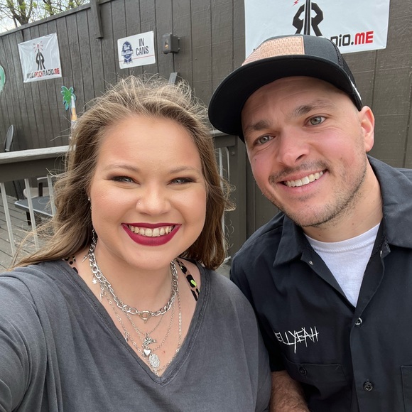 Meet your Posher, Cindi - Picture 3 of 3